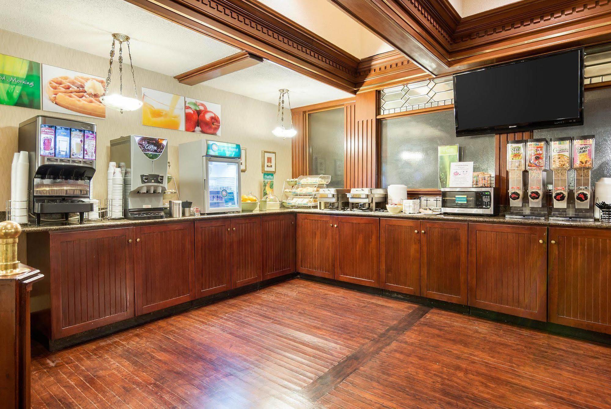 Quality Inn Near Hampton Coliseum Εξωτερικό φωτογραφία