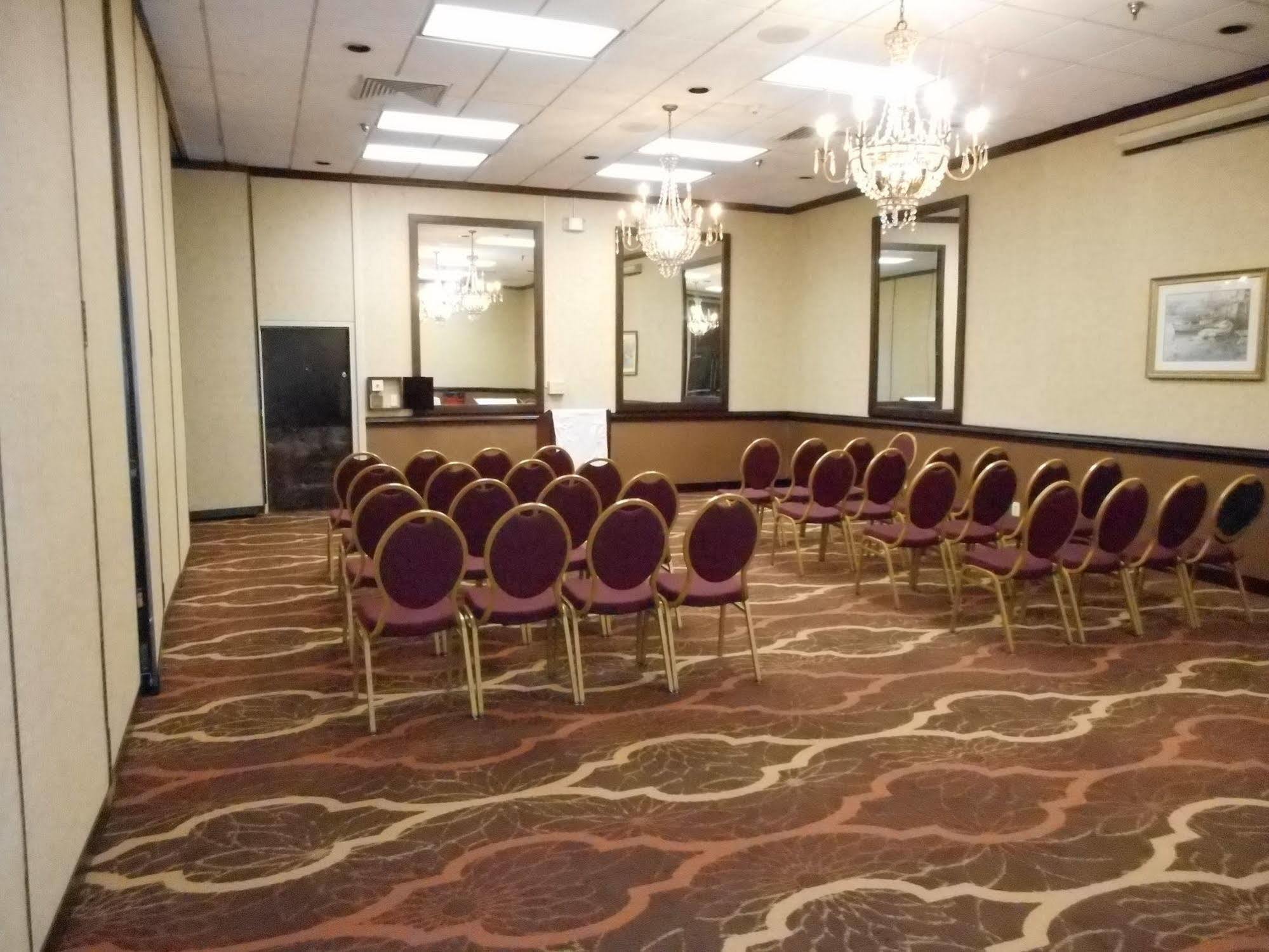 Quality Inn Near Hampton Coliseum Εξωτερικό φωτογραφία